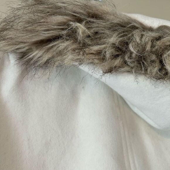 Cupcakes and Cashmere Ivory Standford Coat Faux Fur Hood Woman’s Large - Picture 11 of 14